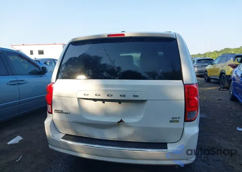 2018 Dodge Grand Caravan Sxt z USA, uszkodzony, nr VIN 2C4RDGCG4JR239295